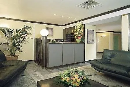 Hotel Eiffel Capitol Paris 3*,  France