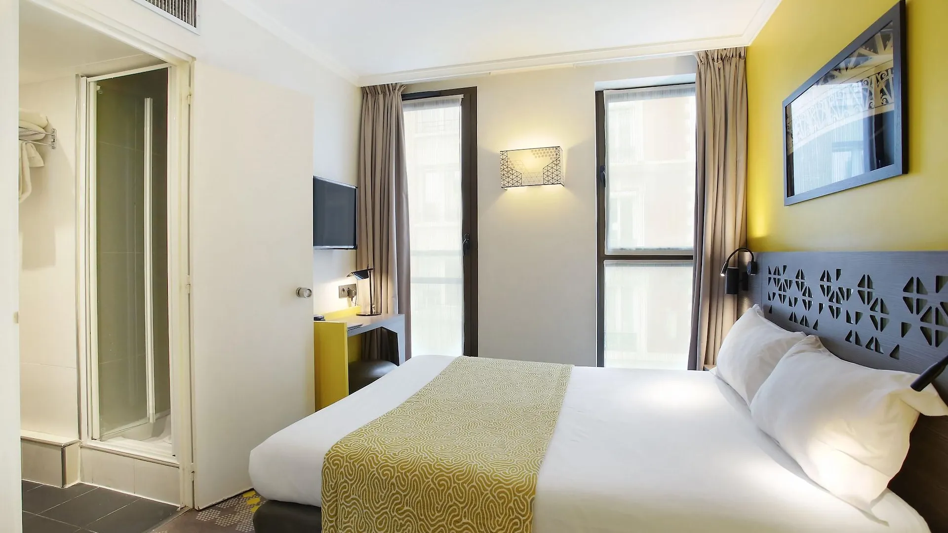 Hotel Eiffel Capitol Paris