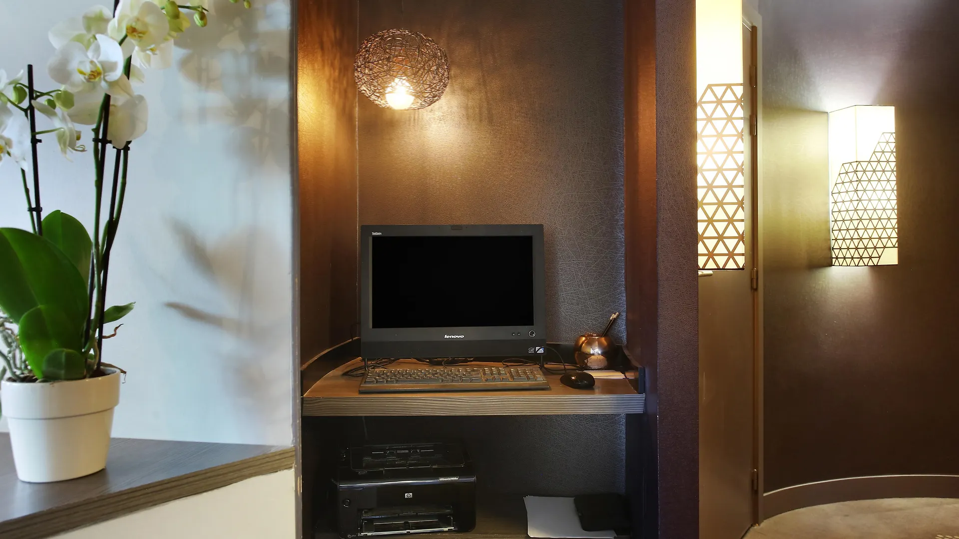 Hotel Eiffel Capitol Paris 3*,